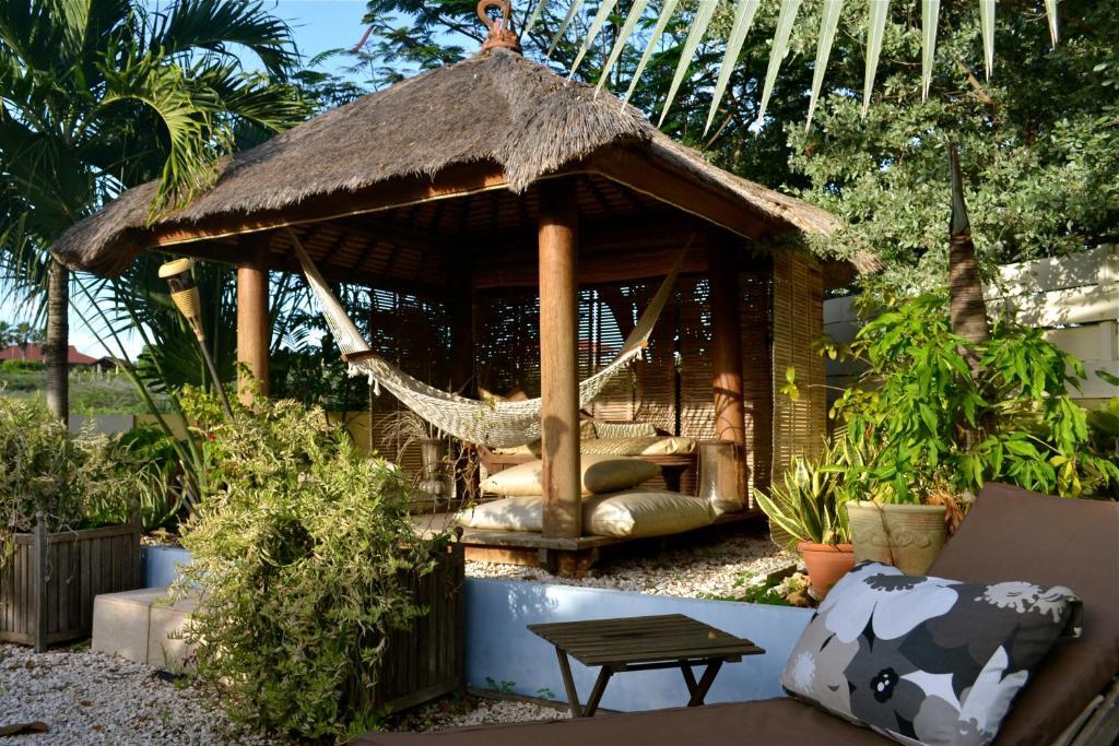 Bananas Apartments Adults Only Palm Beach Zewnętrze zdjęcie